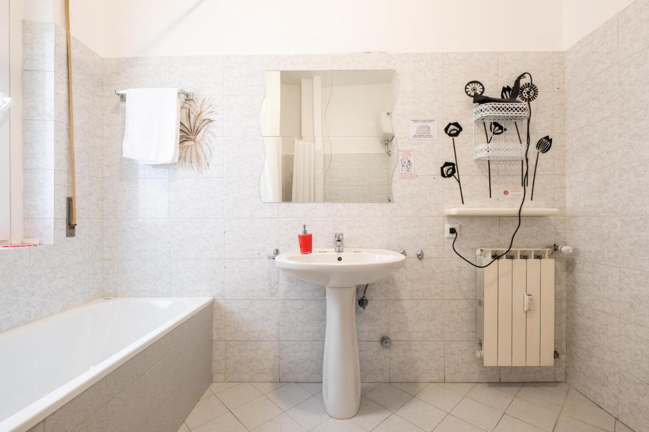 Take It Easy Roma Guest House エクステリア 写真