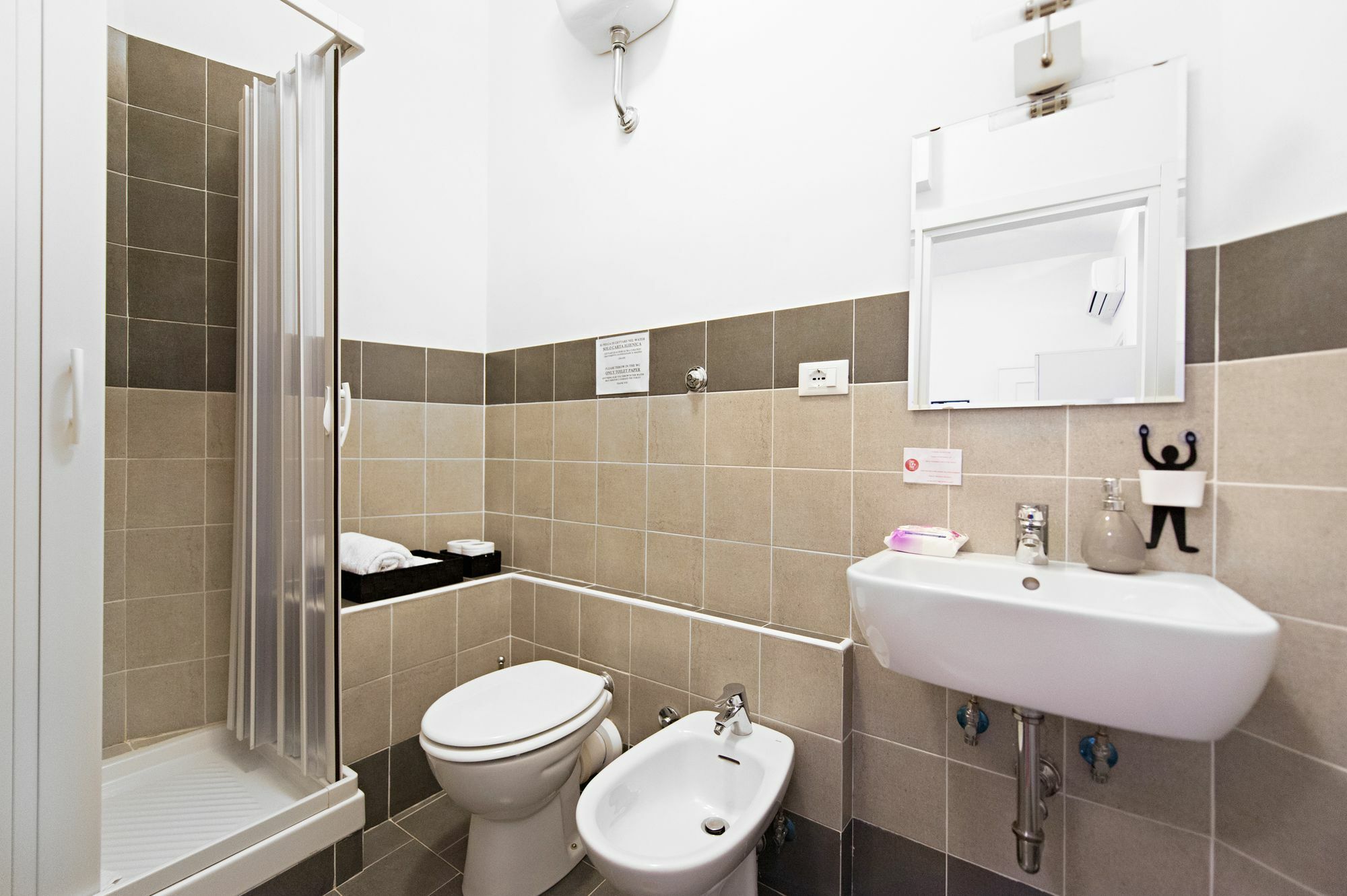Take It Easy Roma Guest House エクステリア 写真
